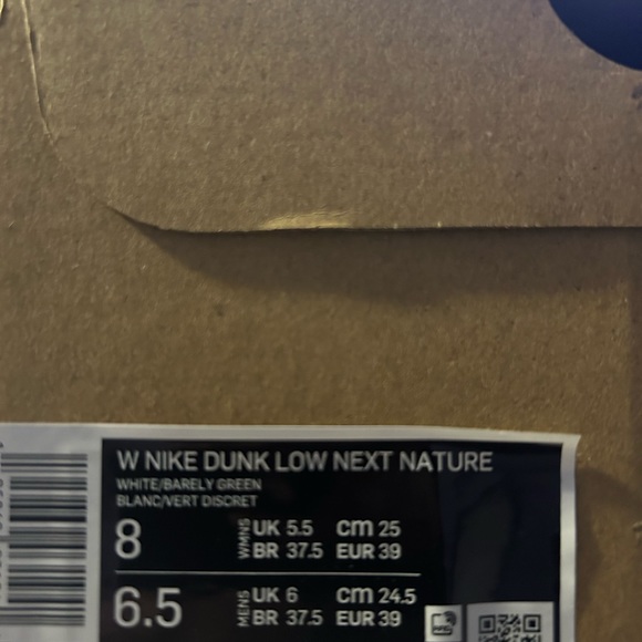 Nike Dunk Low, next nature. Mint green. Women’s size 8. Brand new. - Picture 2 of 2